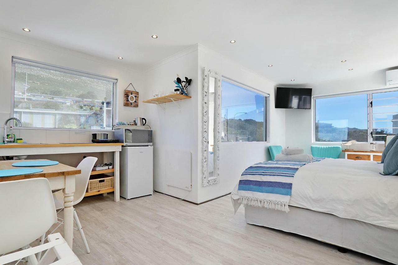 Penguins View Guesthouse Simonʼs Town Exterior foto